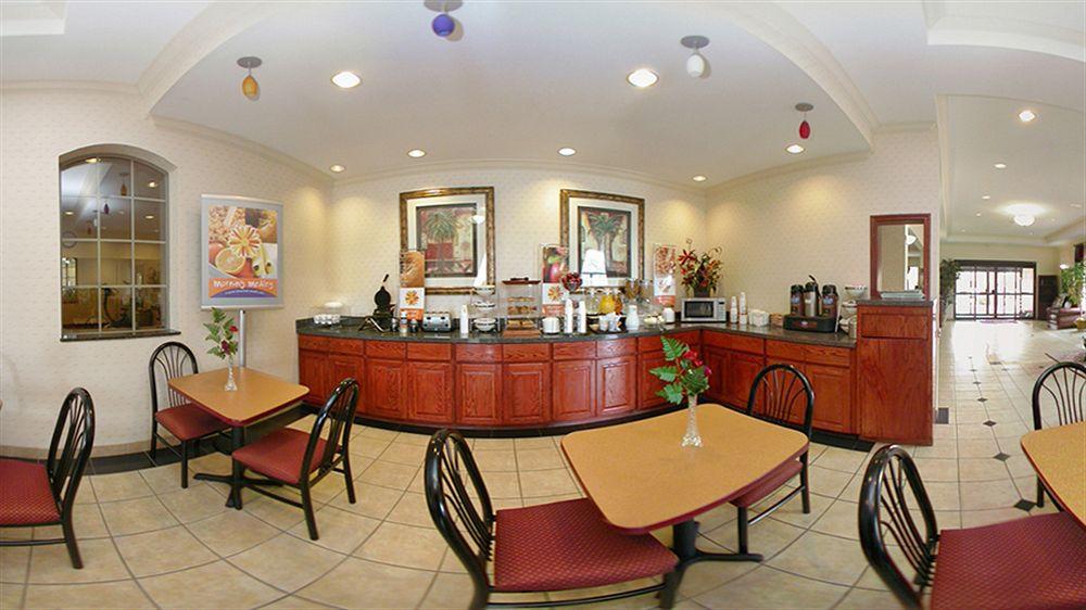 Sonesta Essential Beaumont Hotel Bagian luar foto