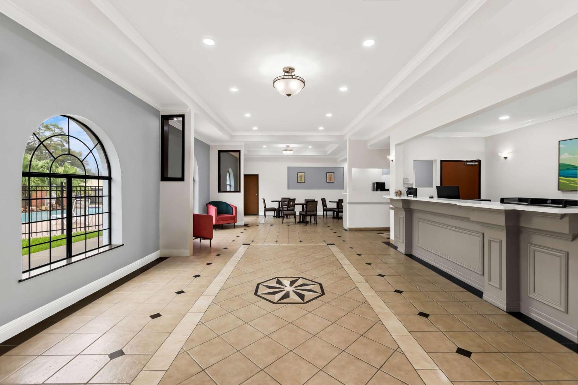 Sonesta Essential Beaumont Hotel Bagian luar foto