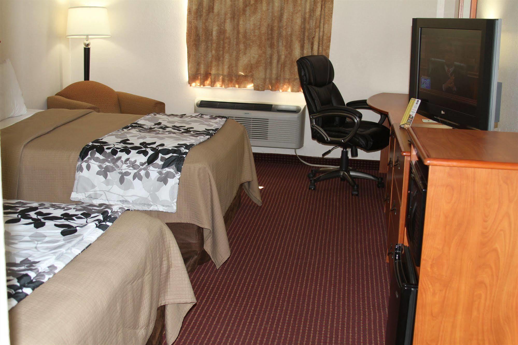 Sonesta Essential Beaumont Hotel Bagian luar foto